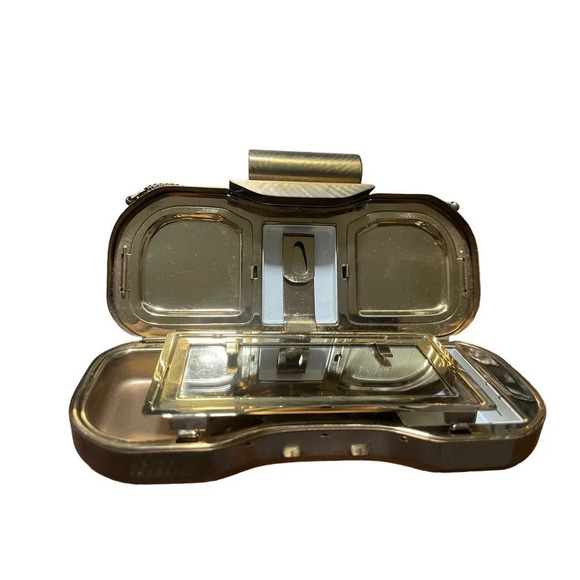 Vintage makeup compact - Picture 4 of 5